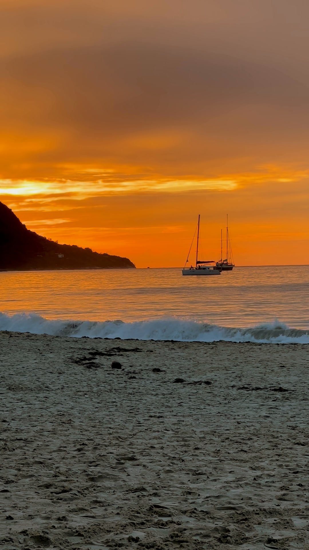 Sunset with yachts at Beau Vallon, Mahé