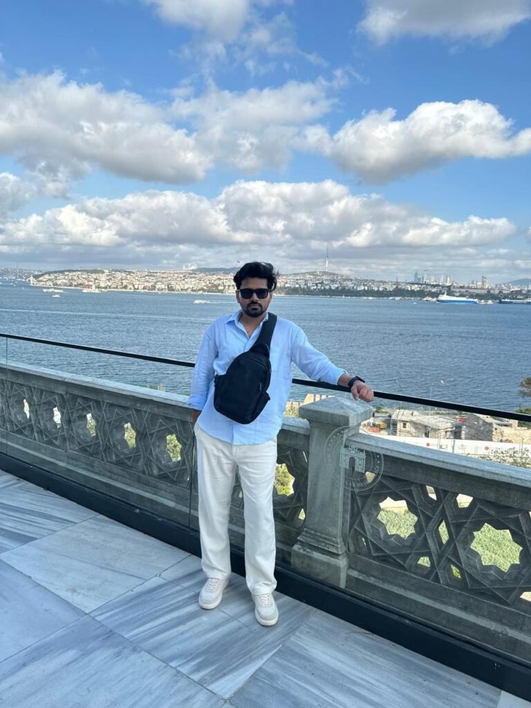 Tushar on the Topkapı Palace terrace above the Bosphorus